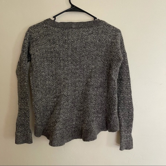 Theory Gray Wool Blend Crop Sweater - Picture 3 of 5